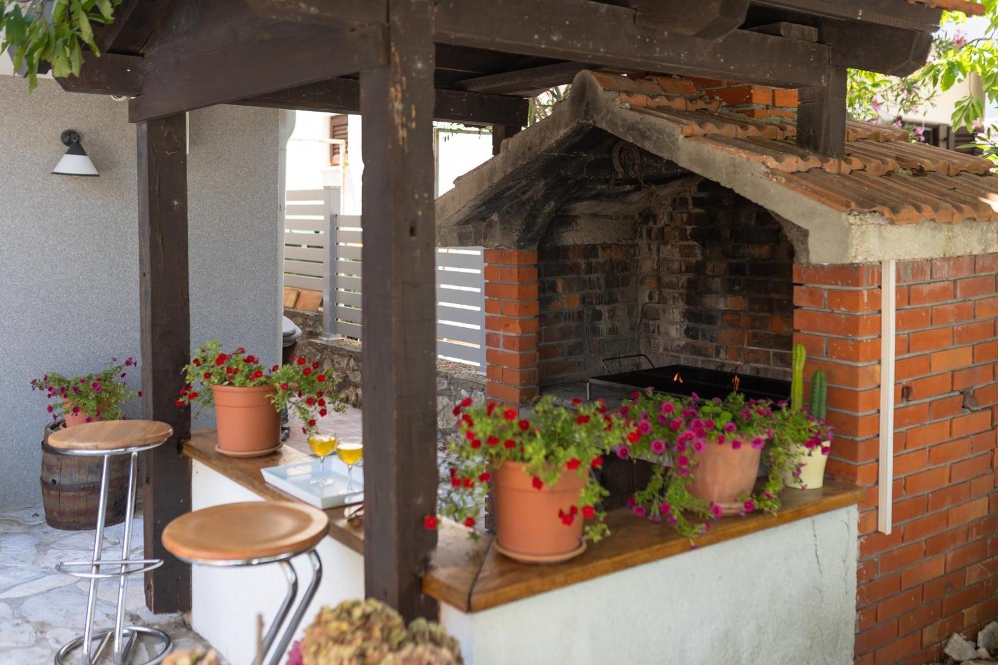 Bed and Breakfast Pansion Pirat Petrčane Zewnętrze zdjęcie