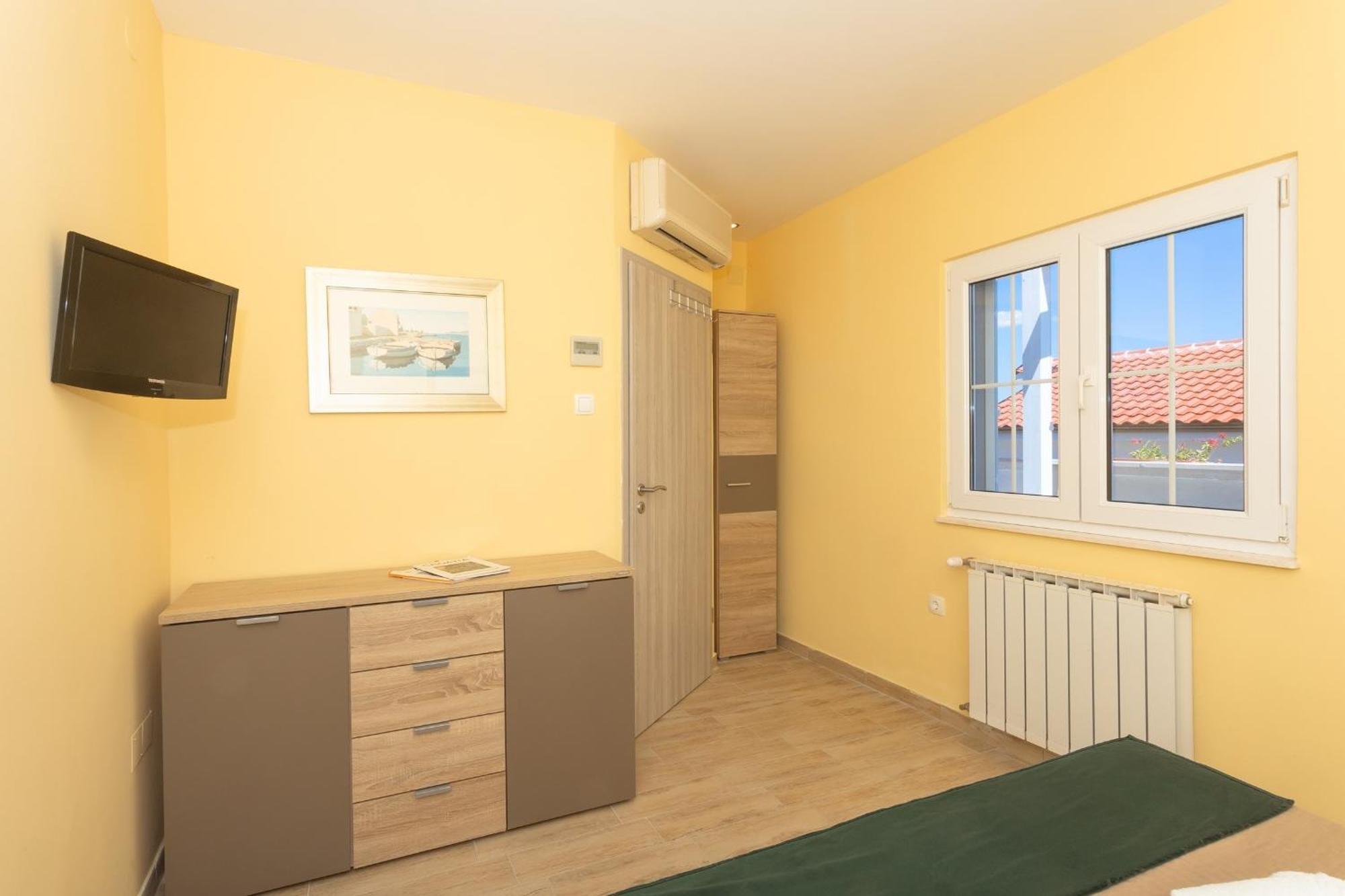 Bed and Breakfast Pansion Pirat Petrčane Pokój zdjęcie